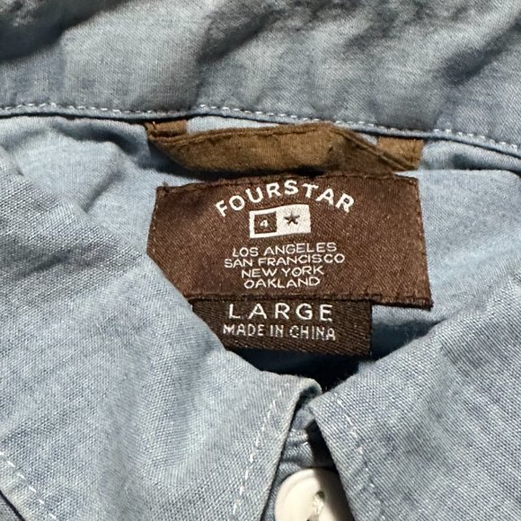 Fourstar Clothing Light Denim Short Sleeve Shirt Vintage (2010) - Picture 2 of 3